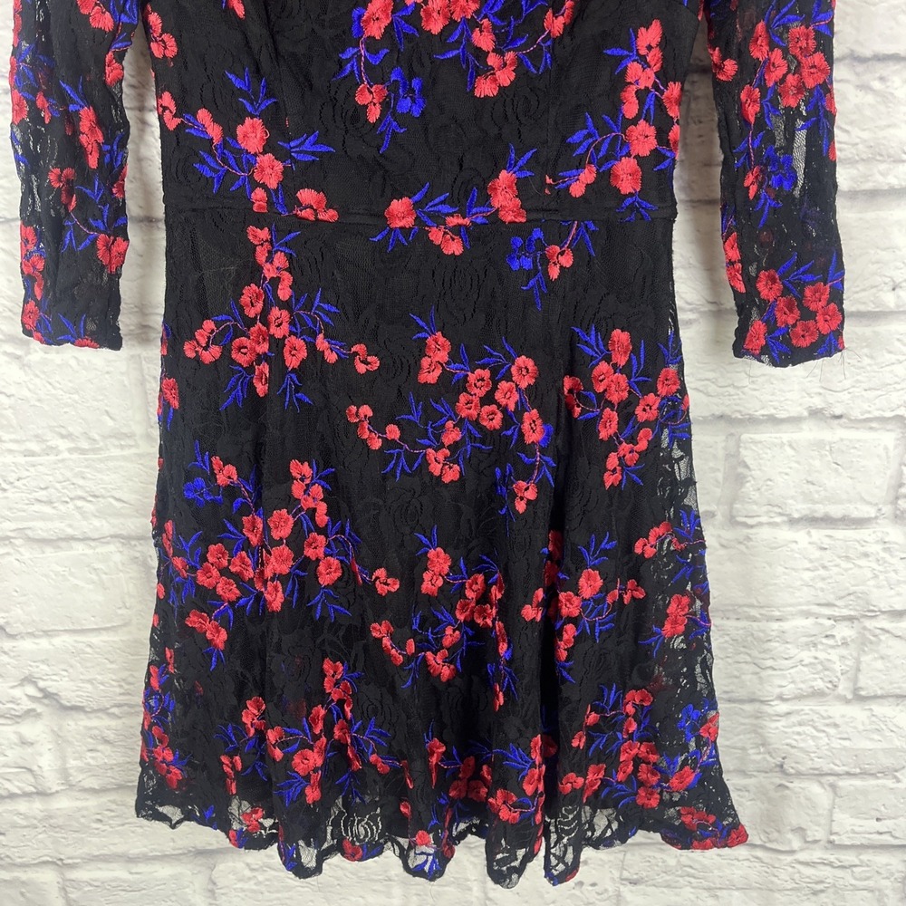 Lulu's Whimsigoth Romantic Embroidered Floral Lace Overlay Skater Dress Small - Picture 6 of 11